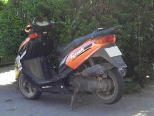 Dosare penale pe bandă rulantă pentru mopediştii constănţeni